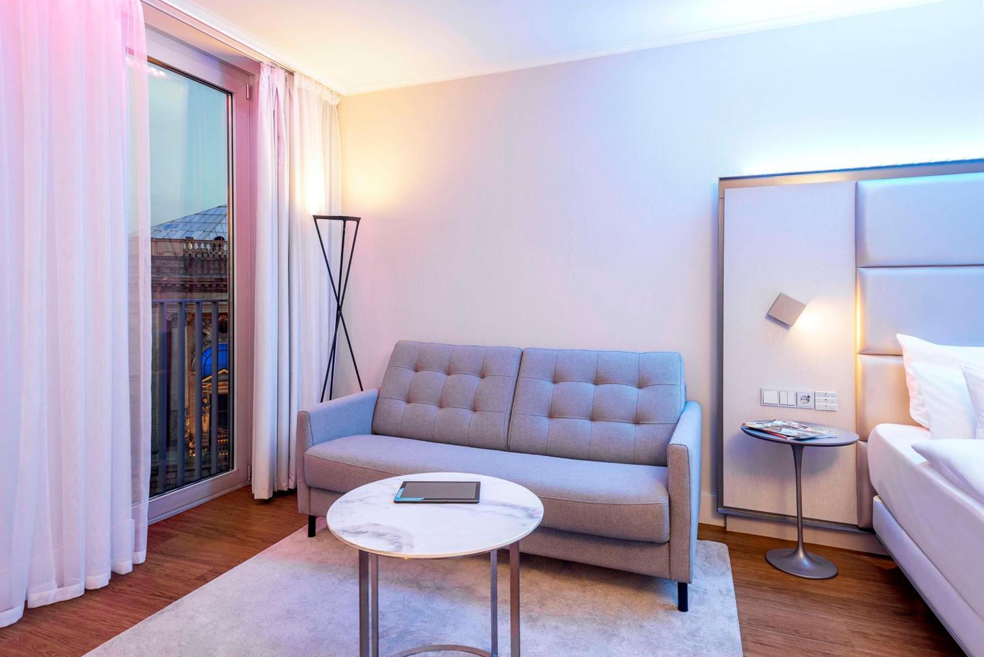 Nh Collection Mitte Am Checkpoint Charlie 4*