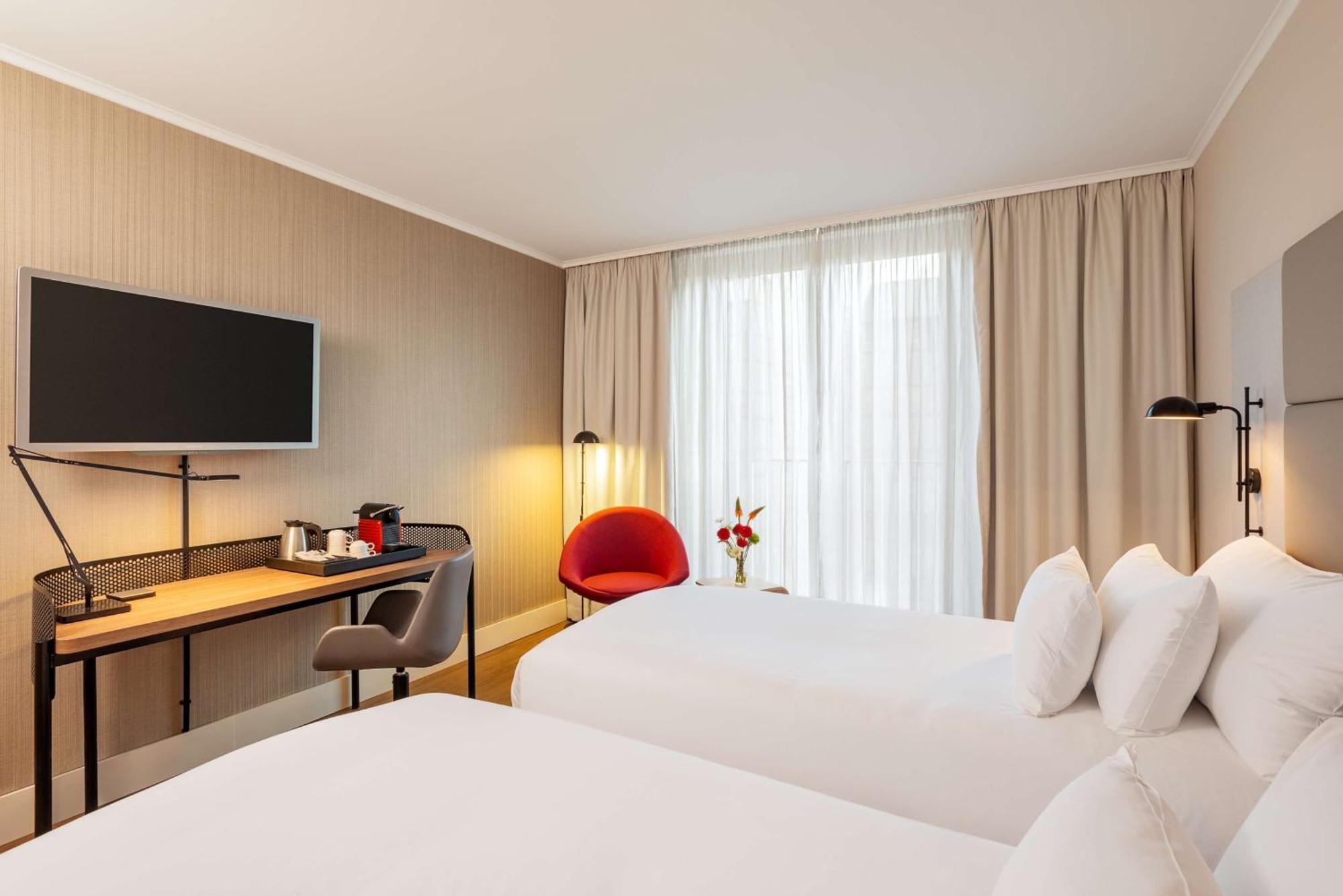 Nh Collection Mitte Am Checkpoint Charlie 4*